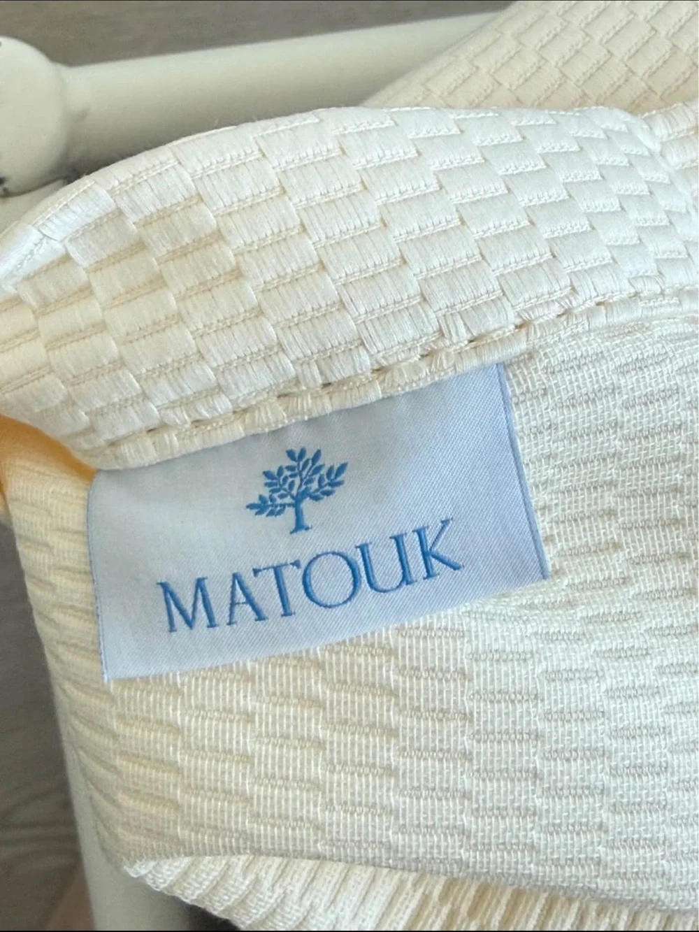 Matouk Queen Coverlet Ivory Woven Texture Luxury Bedding